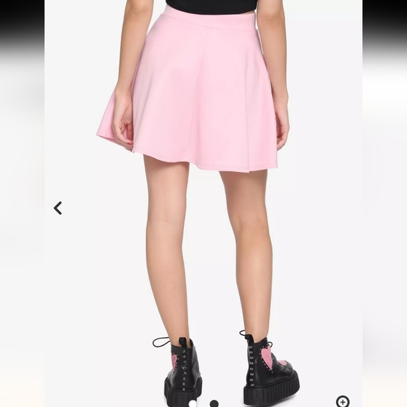 Hot Topic Pastel Pink Lace-Up Mini Skater Skirt Size Small Medium - Picture 3 of 6